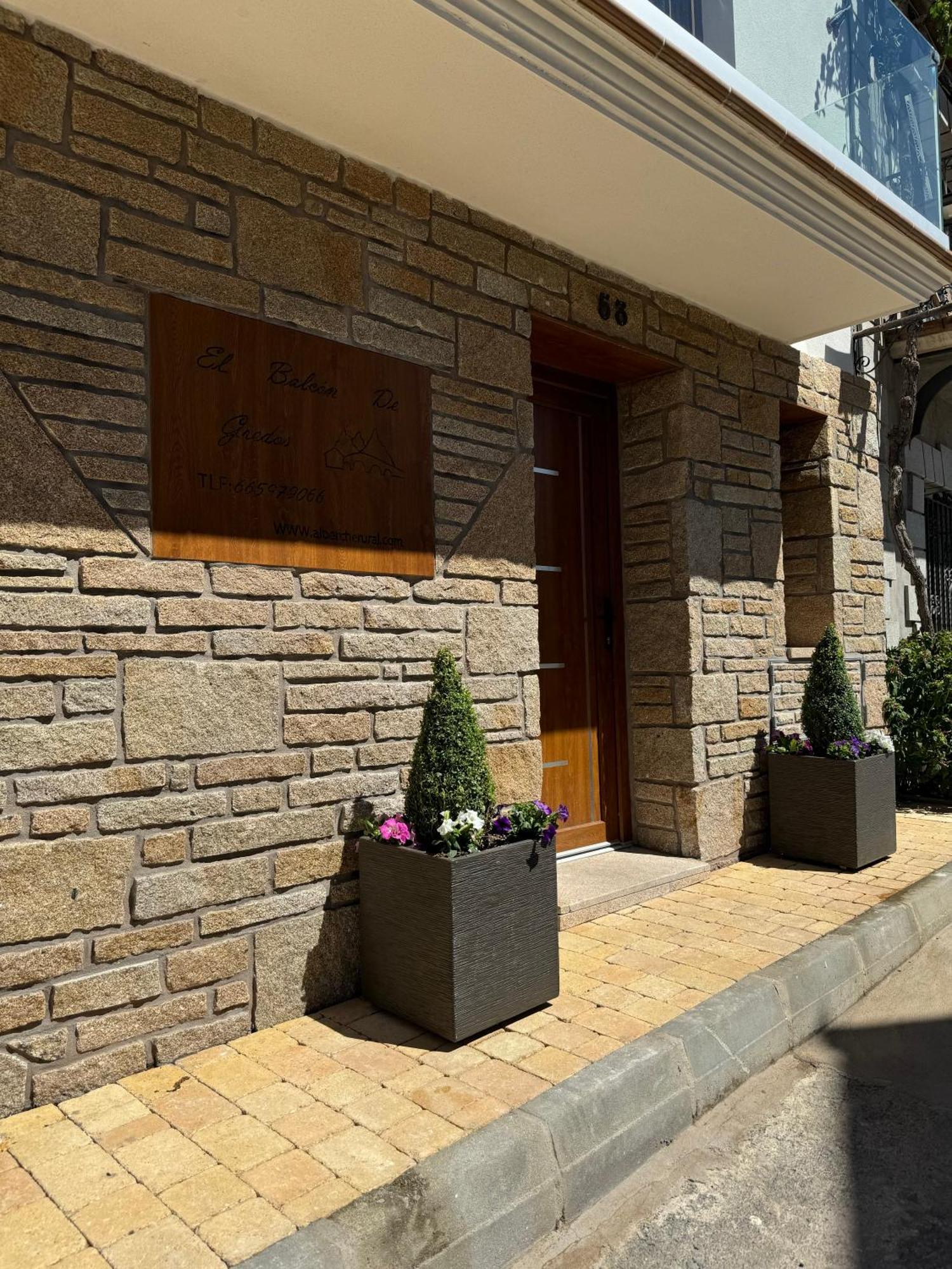 Villa El Balcon De Gredos Navaluenga Exterior foto